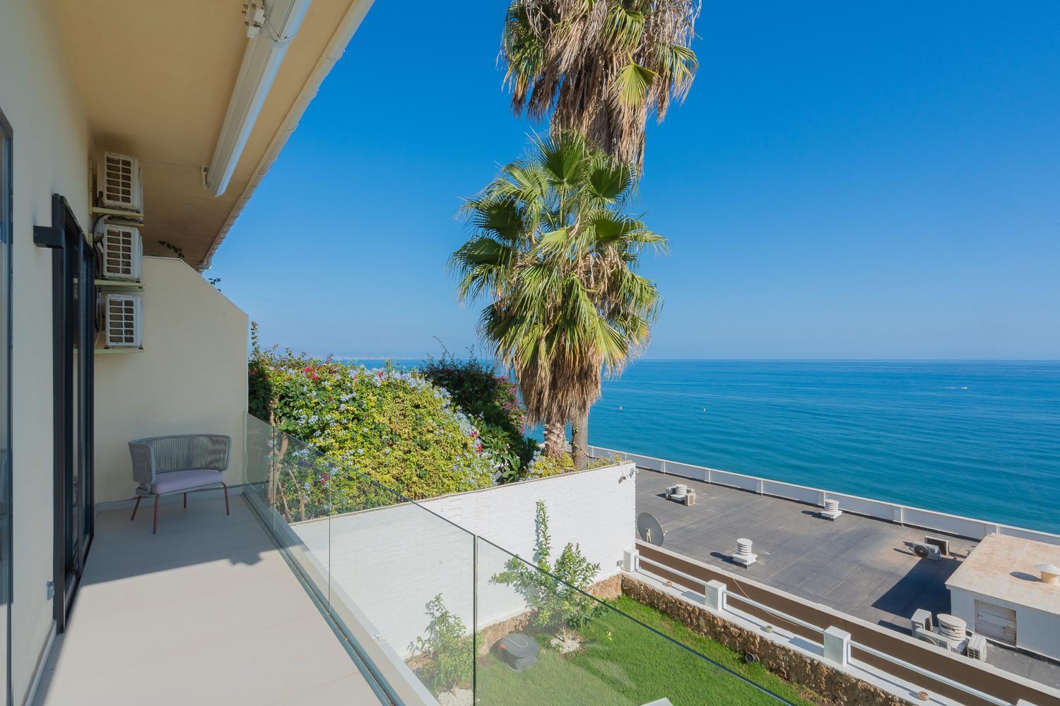Private 250Sqm Garden Duplex, Jacuzzi, Cinema, Sea View Escape Daire Torremolinos Dış mekan fotoğraf