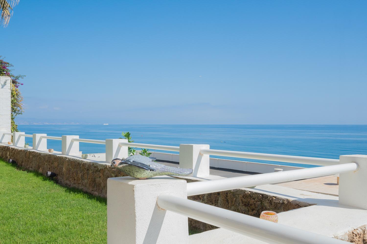 Private 250Sqm Garden Duplex, Jacuzzi, Cinema, Sea View Escape Daire Torremolinos Dış mekan fotoğraf
