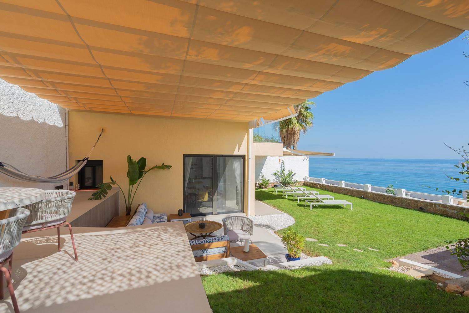 Private 250Sqm Garden Duplex, Jacuzzi, Cinema, Sea View Escape Daire Torremolinos Dış mekan fotoğraf