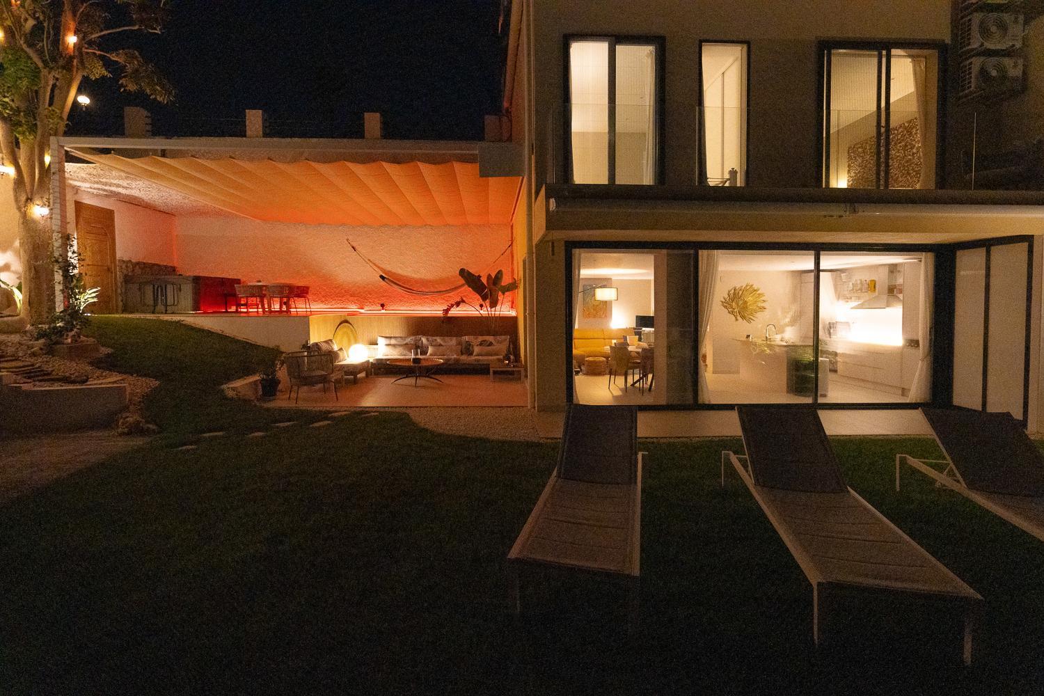 Private 250Sqm Garden Duplex, Jacuzzi, Cinema, Sea View Escape Daire Torremolinos Dış mekan fotoğraf