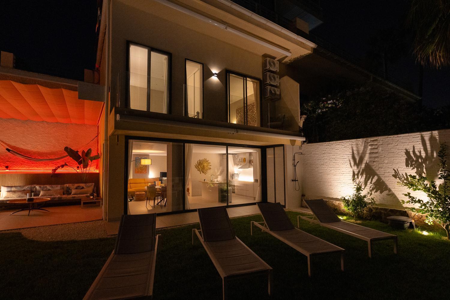 Private 250Sqm Garden Duplex, Jacuzzi, Cinema, Sea View Escape Daire Torremolinos Dış mekan fotoğraf